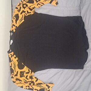 Lularoe Women’s Halloween Black Cats and Bats 3/4 Sleeve Design Adult Size S Fun